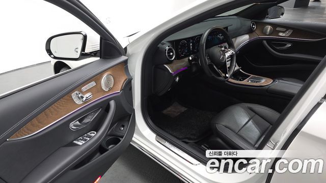Mercedes-Benz E-Class E220d 4MATIC Exclusive