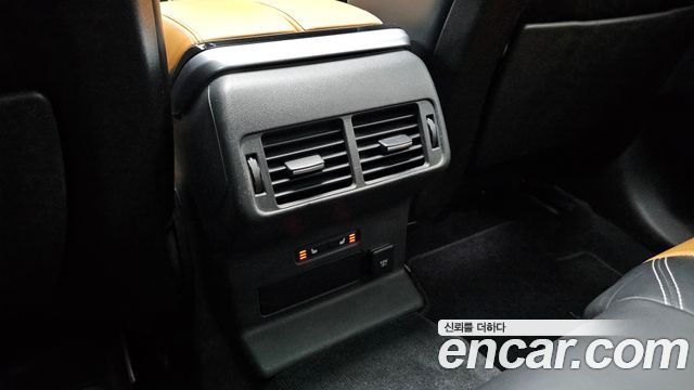 Land Rover Range Rover Velar 3.0 D300 R-Dynamic HSE