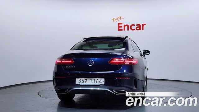Mercedes-Benz E-Class E220d Coupe