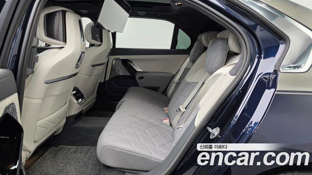 BMW 7-Series 750e xDrive M Sport