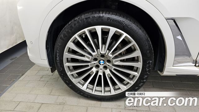 BMW X7 xDrive 40i Design Pure Excellence 7-Seater