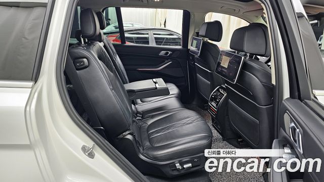 BMW X7 xDrive 40i Design Pure Excellence 7-Seater