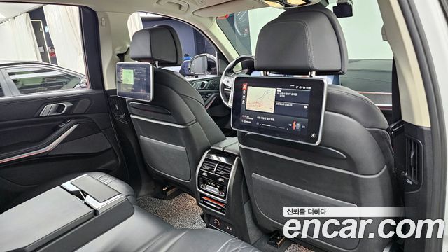 BMW X7 xDrive 40i Design Pure Excellence 7-Seater