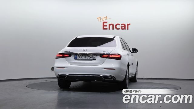 Mercedes-Benz E-Class E220d 4MATIC Exclusive
