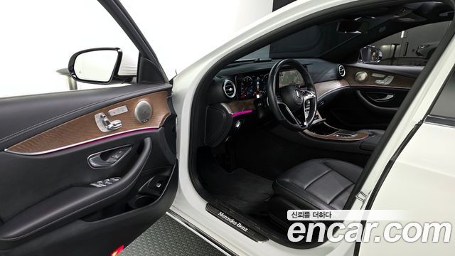 Mercedes-Benz E-Class E220d 4MATIC Exclusive