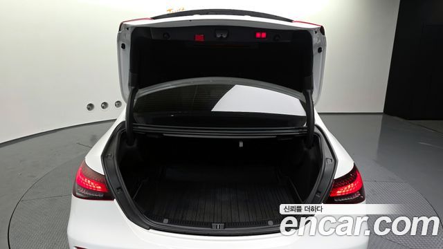 Mercedes-Benz E-Class E220d 4MATIC Exclusive