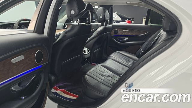Mercedes-Benz E-Class E220d Exclusive