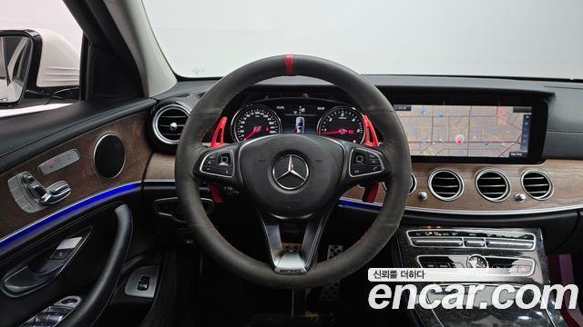 Mercedes-Benz E-Class E220d Exclusive