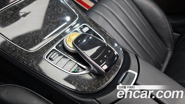 Mercedes-Benz E-Class E220d Exclusive