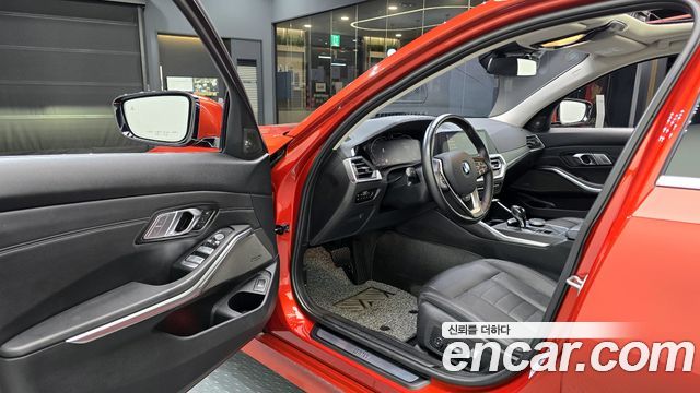 BMW 3-Series 320d Luxury