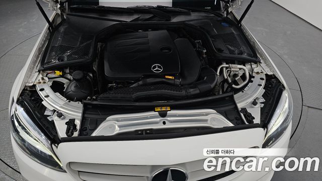 Mercedes-Benz C-Class C200