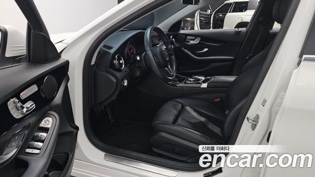 Mercedes-Benz C-Class C200