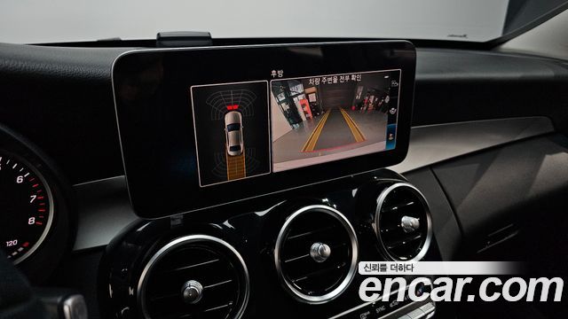 Mercedes-Benz C-Class C200