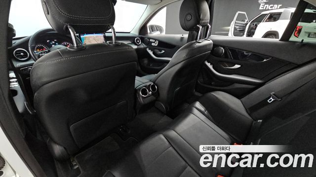 Mercedes-Benz C-Class C200