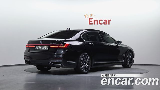 BMW 7-Series 745Le iPerformance M Sport