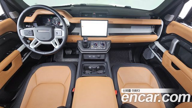 Land Rover Defender 130 D300 X-Dynamic HSE
