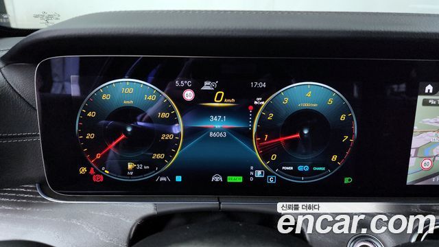 Mercedes-Benz E-Class E350 4MATIC AMG Line