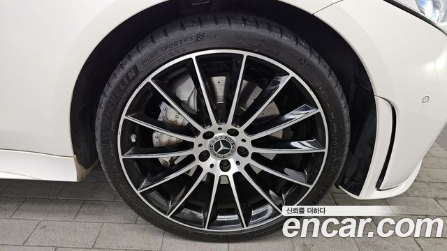 Mercedes-Benz CLS-Class CLS450 4MATIC AMG Line