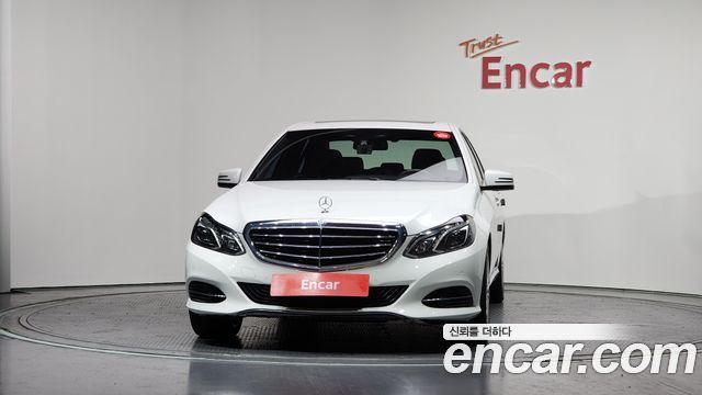 Mercedes-Benz E-Class E300 Elegance