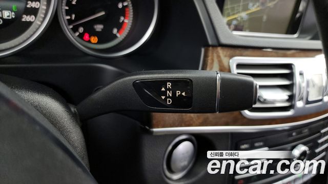 Mercedes-Benz E-Class E300 Elegance