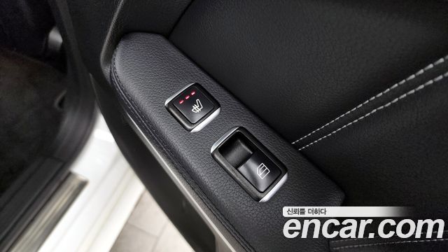 Mercedes-Benz E-Class E300 Elegance