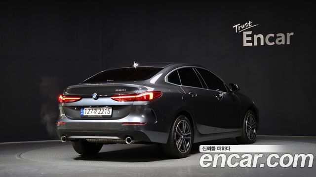 BMW 2-Series 220i Advantage
