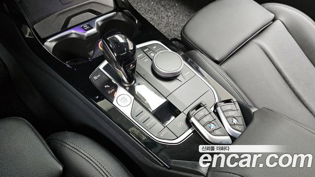 BMW 2-Series 220i Advantage