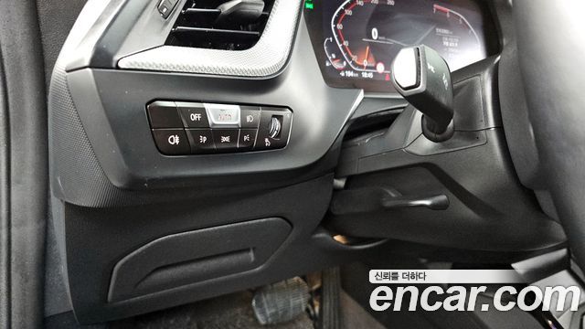 BMW 2-Series 220i Advantage