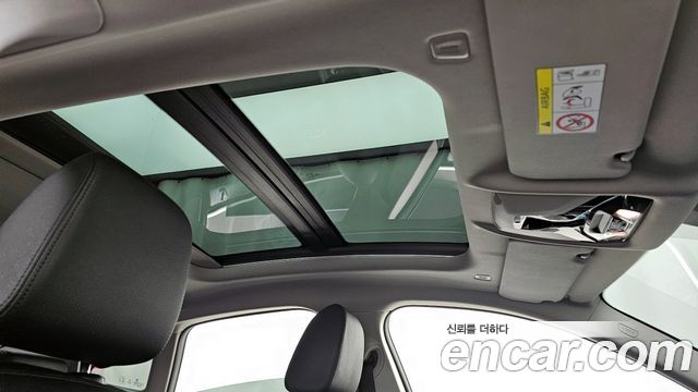 BMW 2-Series 220i Advantage