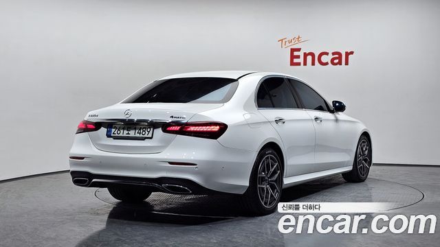 Mercedes-Benz E-Class E220d 4MATIC AMG Line