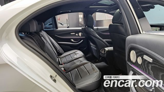 Mercedes-Benz E-Class E220d 4MATIC AMG Line