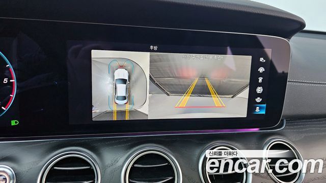 Mercedes-Benz E-Class E220d 4MATIC AMG Line