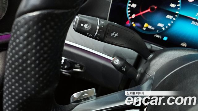 Mercedes-Benz E-Class E220d 4MATIC AMG Line