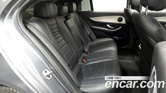 Mercedes-Benz E-Class E250 Avantgarde