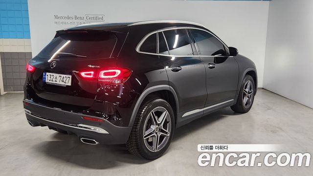 Mercedes-Benz GLA-Class GLA250 4MATIC