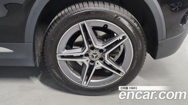 Mercedes-Benz GLA-Class GLA250 4MATIC