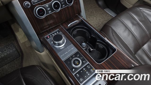 Land Rover Range Rover 4.4 SDV8 Vogue SE DIESEL