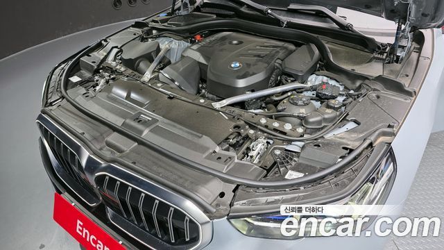 BMW 5-Series 520i M Sport