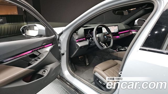 BMW 5-Series 520i M Sport