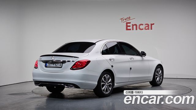 Mercedes-Benz C-Class C200 Avantgarde