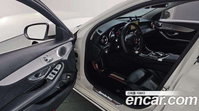 Mercedes-Benz C-Class C200 Avantgarde