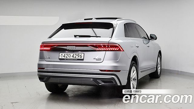 Audi Q8 45 TDI Quattro Premium