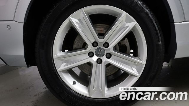 Audi Q8 45 TDI Quattro Premium