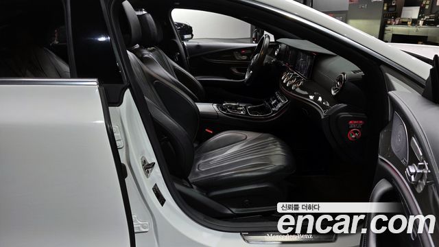 Mercedes-Benz CLS-Class CLS300d AMG Line