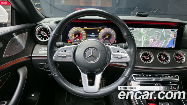 Mercedes-Benz CLS-Class CLS300d AMG Line