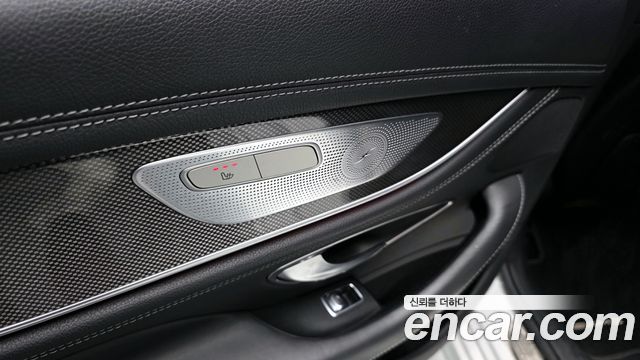 Mercedes-Benz CLS-Class CLS300d AMG Line