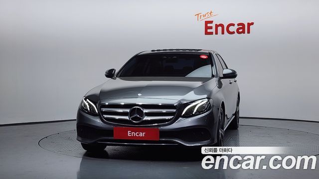 Mercedes-Benz E-Class E200 Avantgarde
