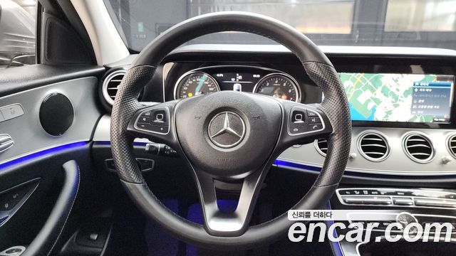Mercedes-Benz E-Class E200 Avantgarde