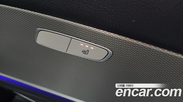 Mercedes-Benz E-Class E200 Avantgarde