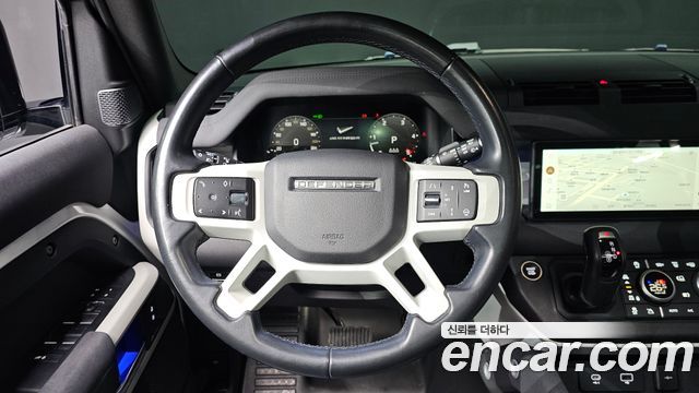 Land Rover Defender 110 D250 SE